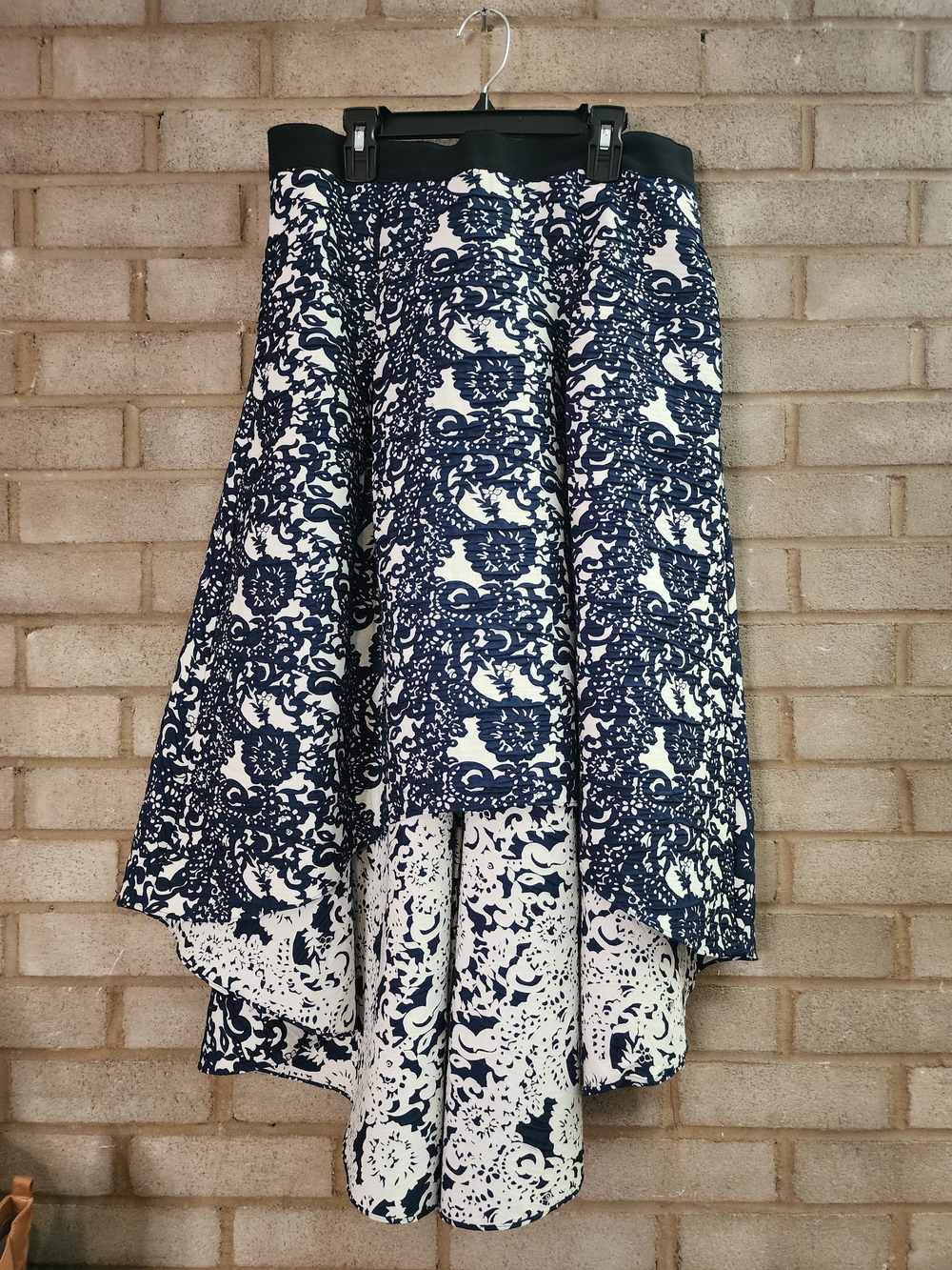 Anthropologie SachIn Babi Vespertine Navy/White Floral High-Low Skirt